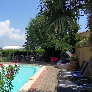 Bed & Breakfast Le Jardin D'ivana D'hotes Avec Piscine Chauffee, Oppède